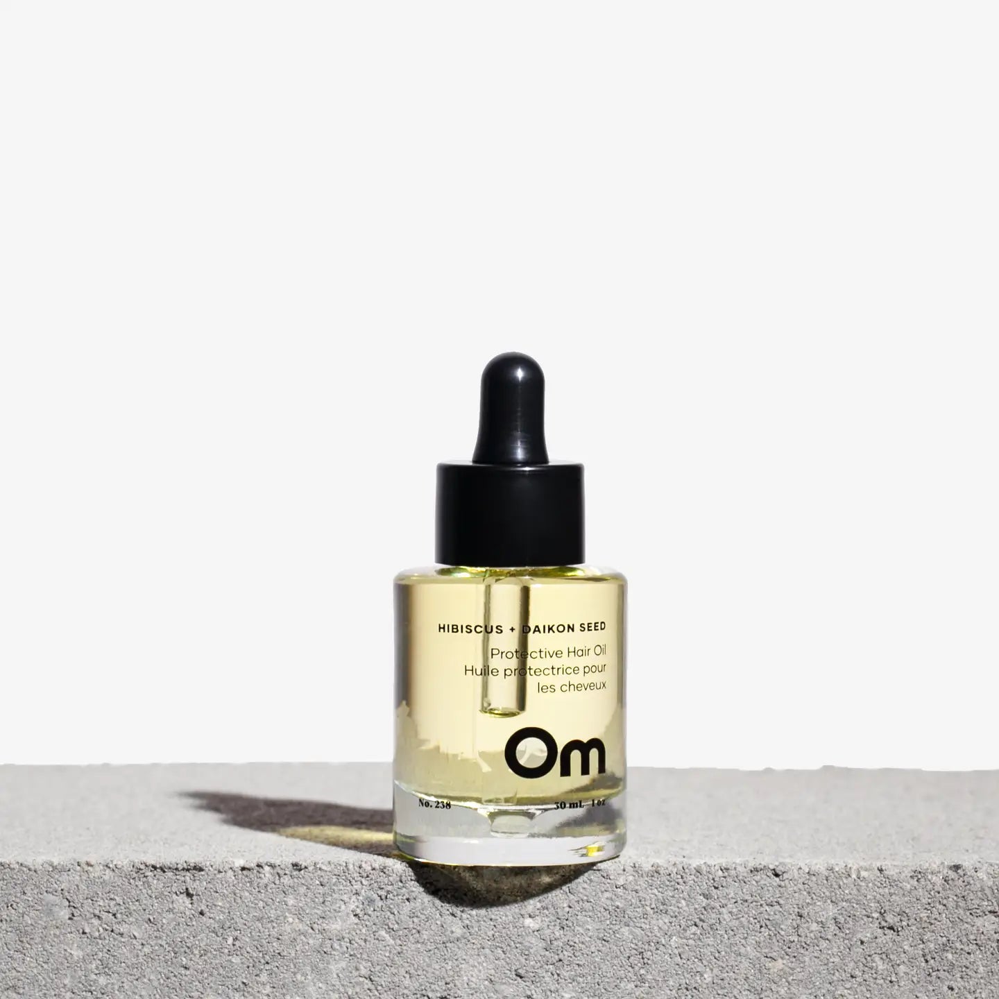 Om Hibiscus + Daikon Seed Protective Hair Oil